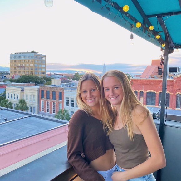 Meet your Posher, Shea - Picture 1 of 1